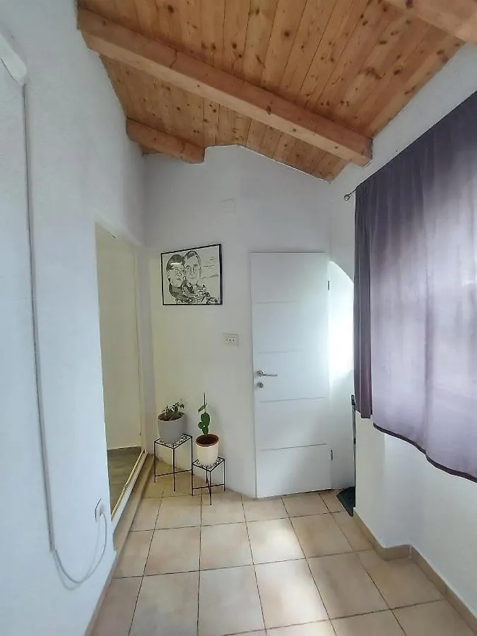Apartman Marko Fažana 0*,